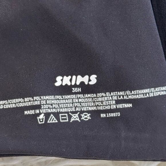 Skims Fits Everybody T-shirt Bra Onyx Size 36H - Picture 8 of 9